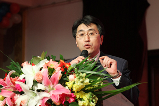 公司2010年度总结暨表彰大会圆满召开